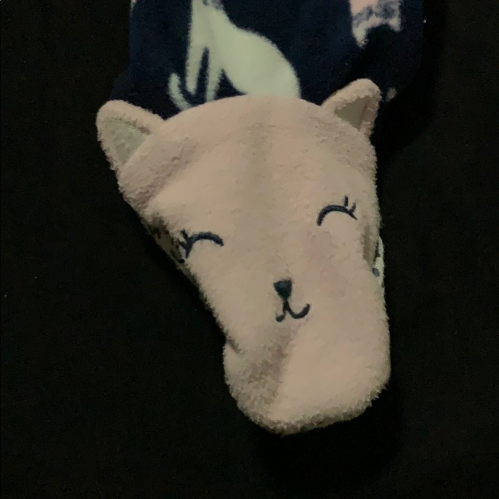Carters Pajamas - Picture 3 of 8